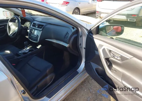 2016 Nissan Altima 2.5/2.5 S/2.5 Sl/2.5 Sr/2.5 Sv z USA, uszkodzony, nr VIN 1N4AL3AP5GC230513